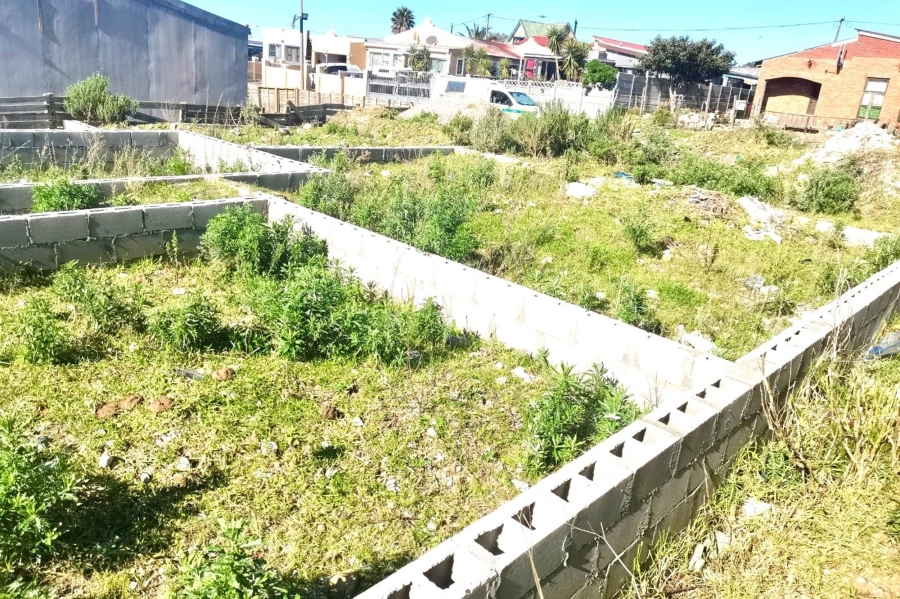 0 Bedroom Property for Sale in Pineview Western Cape